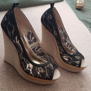 Jennifer Lopez black 4inch Wedge